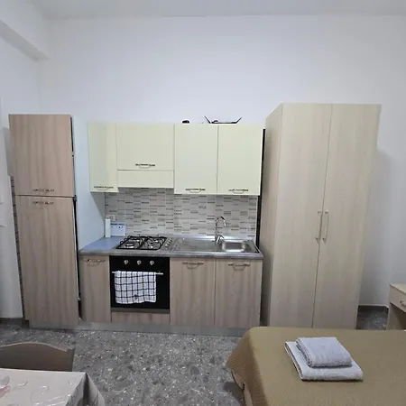 Nocleg ze śniadaniem Da Massimo 1 Marina di Schiavonea